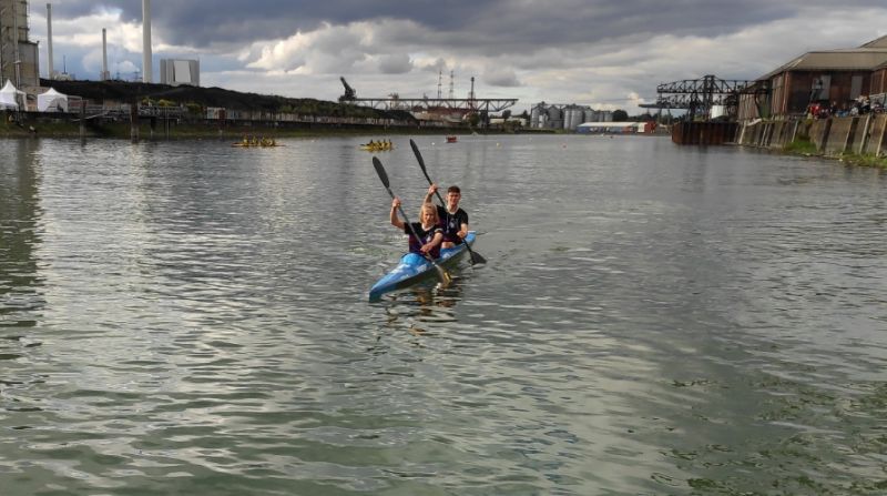 Santiago Fricke und Joris Krenzke (v.l.) baden-wuerttembergische Meister im Zweier-Kajak ueber 500m